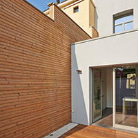 Larch clad2.jpg